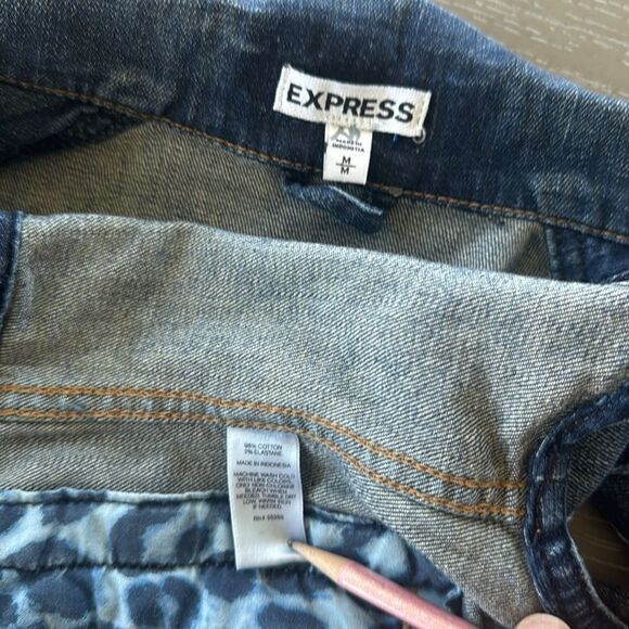 Express Denim Medium Wash Vest with Copper Buttons Cotton Blend Women’s Size M - Picture 8 of 12